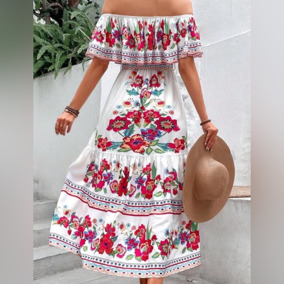 Women’s Boutique Floral Print off the shoulder Ruffle Hem Belted Dress. XL. NWOT - Picture 4 of 8